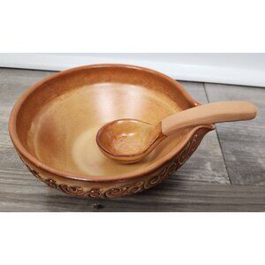 Boston Warehouse Made In Italy 5.5 Inch Glazed Salsa Bowl & Spoon